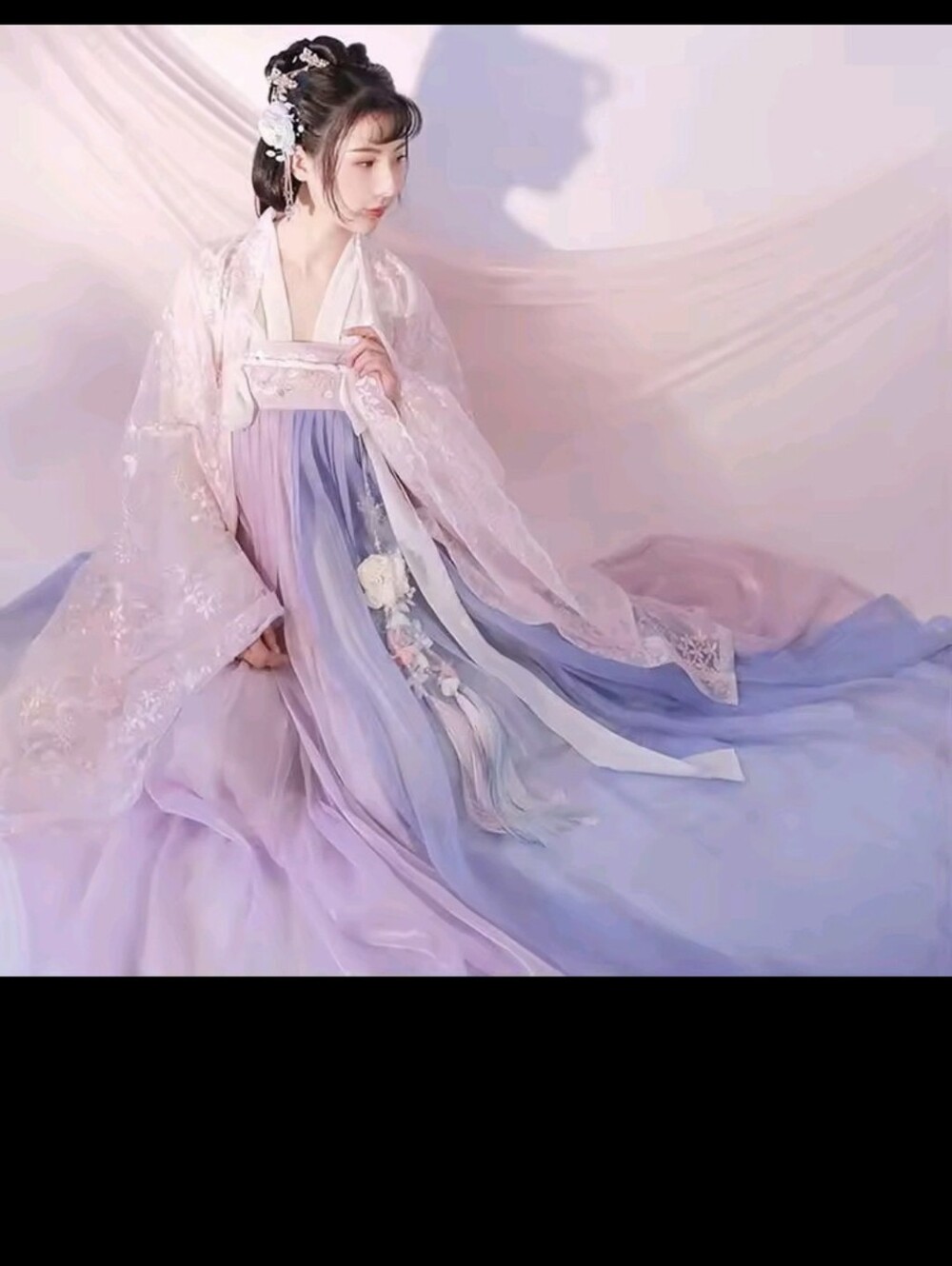 Ethereal Pastel Hanfu Dress in Lavender and Blush, Including hair Accessory